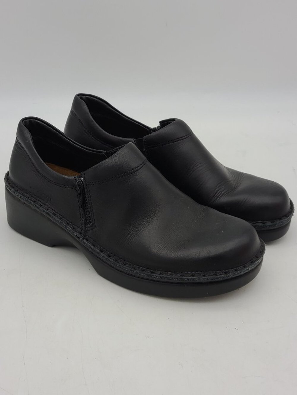 Naot Arianna black leather mule comfort clogs 37 US Womens 6 to 6.5